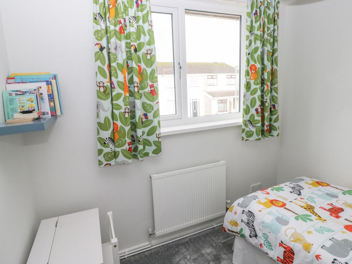 21 Sandfield Road Βίλα Burry Port Εξωτερικό φωτογραφία