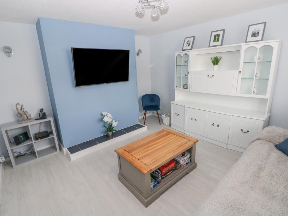 21 Sandfield Road Βίλα Burry Port Εξωτερικό φωτογραφία